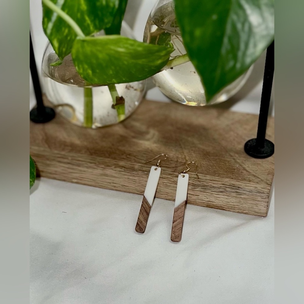 Two toned geometric drop earrings